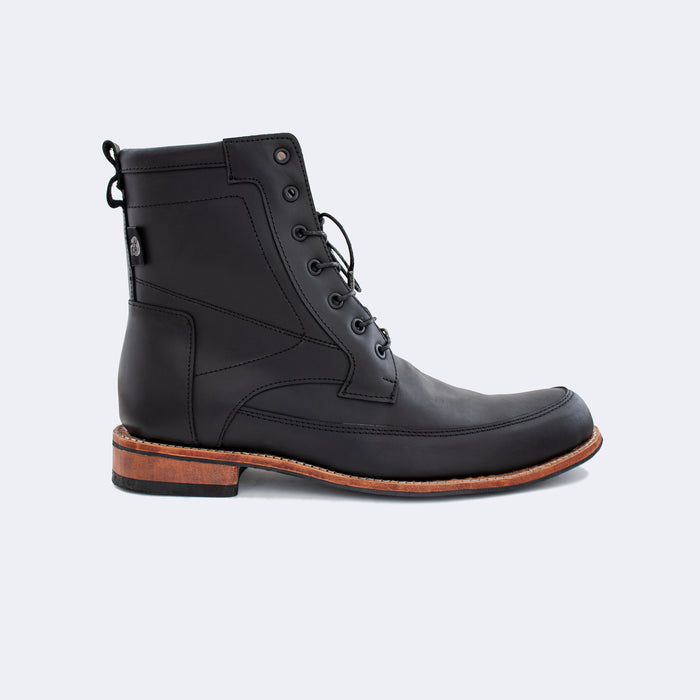H1231 - The Holy Boot Black Edition.
