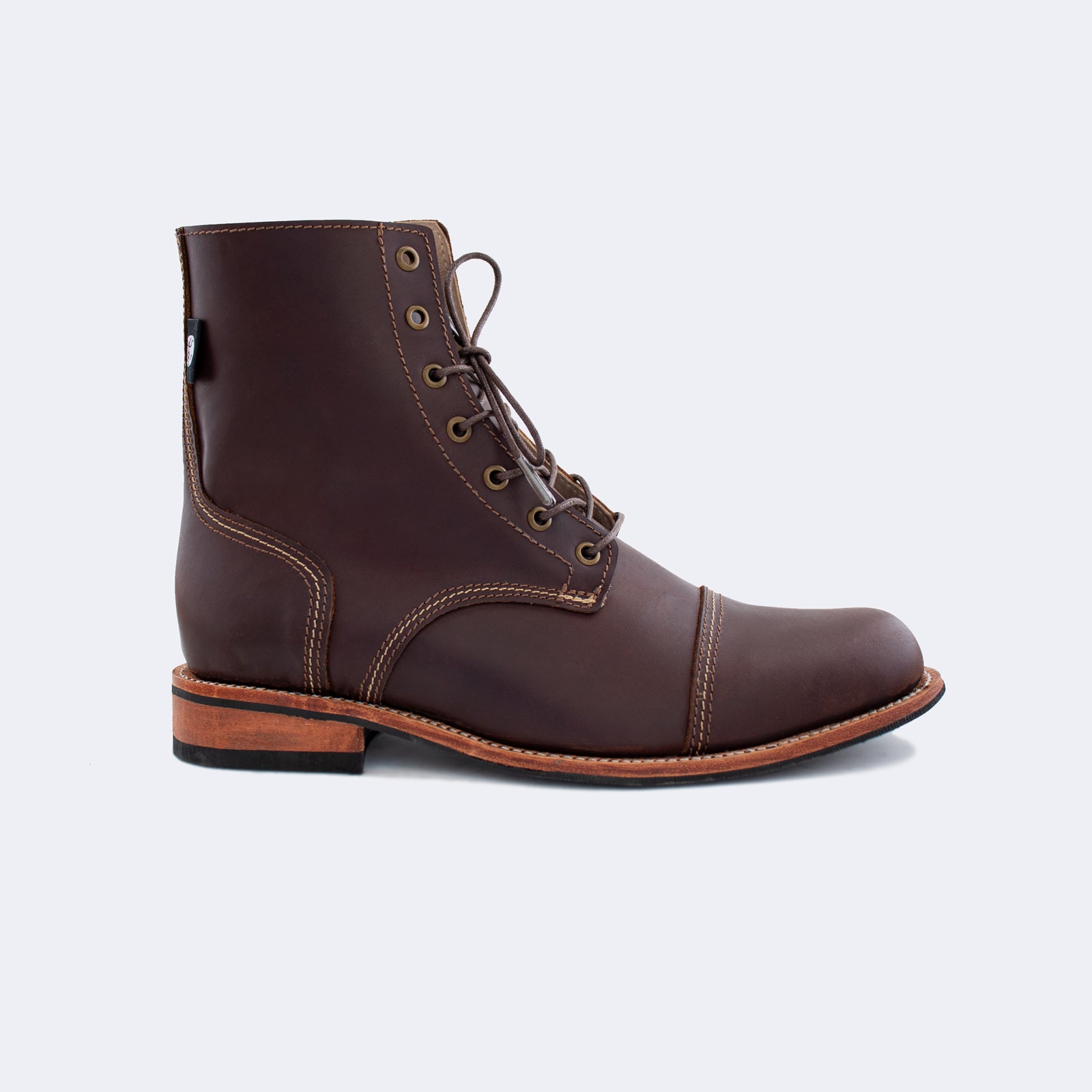 The Perfect Boot Bota de cuero café para hombre C&A Boots Ecuador